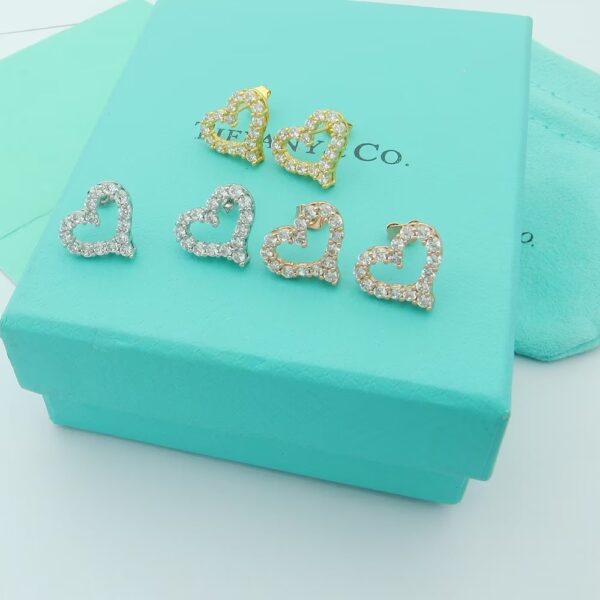 Toxse Heart Diamonds Earrings - Image 5