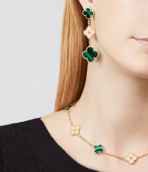 Toxse Magic Alhambra Three Malachite Motifs Clover Earrings - Image 2
