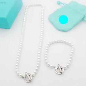 Toxse Tag Beads Toggle Clasp Necklace