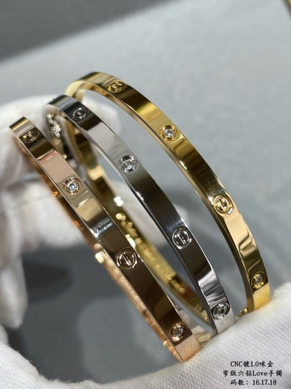 Toxse Love Ten Diamonds Small Bracelet - Image 4