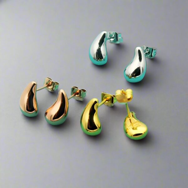 Toxse T Horn Earrings