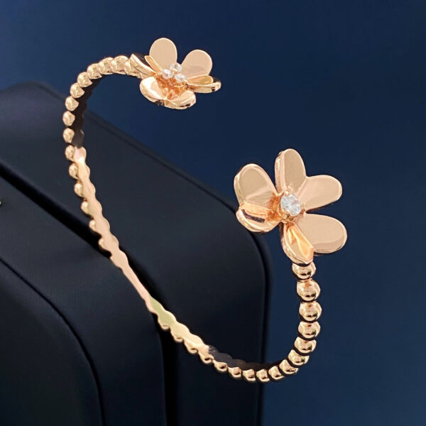 Toxse Frivole Open Bracelet - Image 3