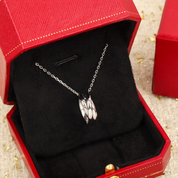 Toxse Trinity Plain Circle Necklace - Image 3