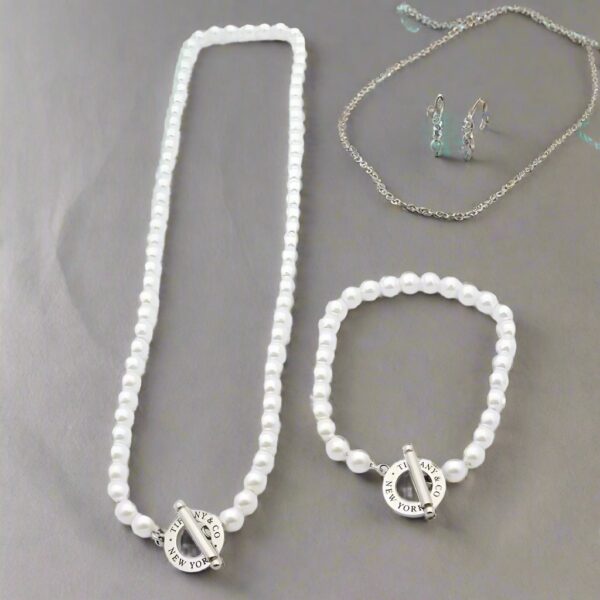 Toxse Tag Beads Toggle Clasp Bracelet - Image 2