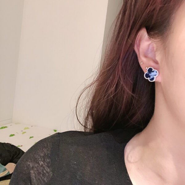 Toxse Vintage Alhambra White Gold Blue Earrings - Image 2