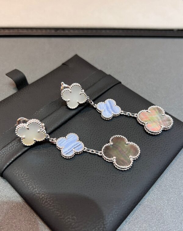 Toxse Magic Alhambra Three Motifs Earrings - Image 3