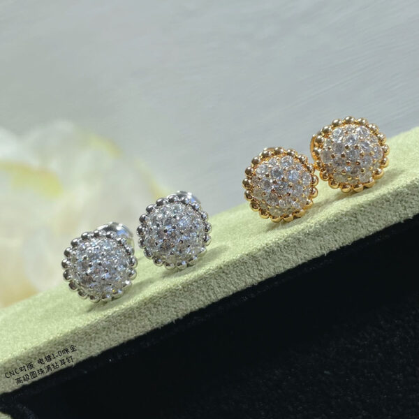 Toxse Perlée Diamonds Earrings - Image 7