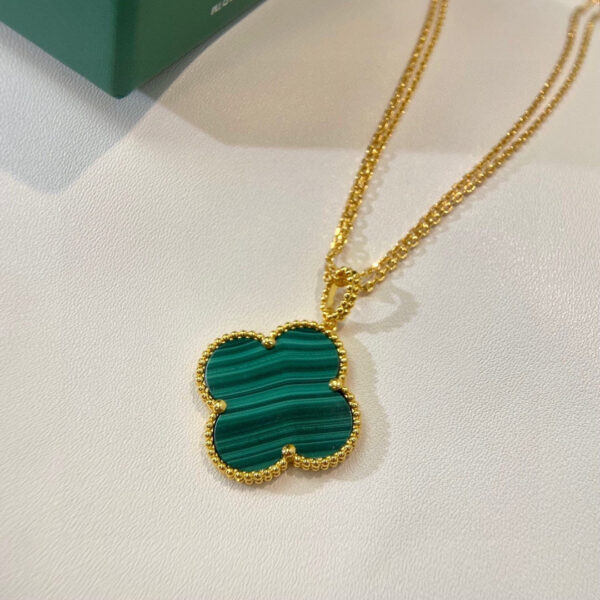 Toxse Magic Alhambra Malachite Necklace - Image 2