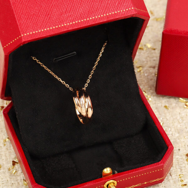 Toxse Trinity Plain Circle Necklace - Image 2