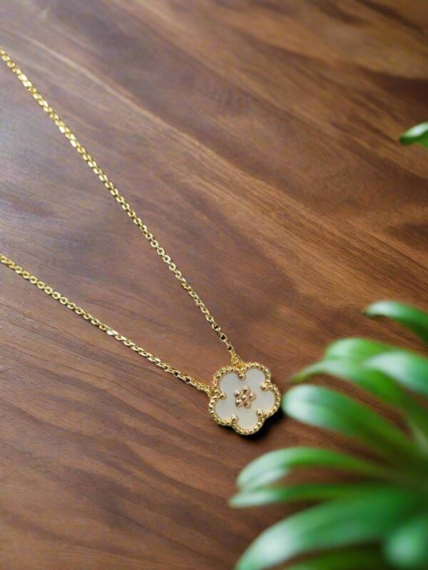 Toxse Lucky Spring Pendant Clover Necklace - Image 4