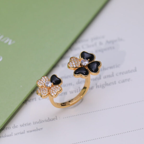 Toxse Cosmos Between The Finger Diamond Black Ring - Image 6