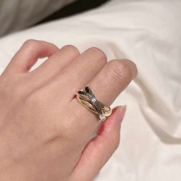 Toxse Trinity Classic Five Diamonds Ring - Image 3