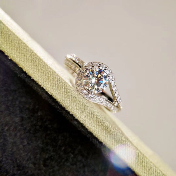 Toxse Couture Solitaire Ring - Image 6