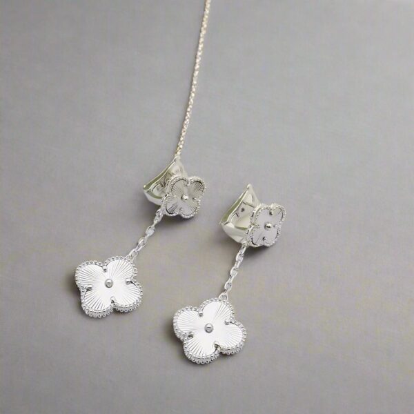 Toxse Magic Alhambra Hanging Earrings - Image 4