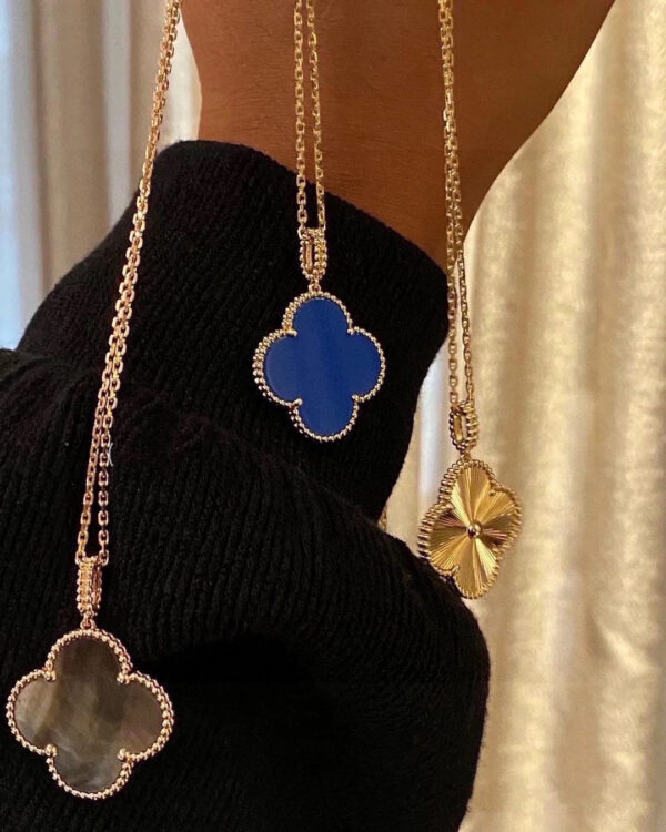 Toxse Magic Alhambra Necklace - Image 8