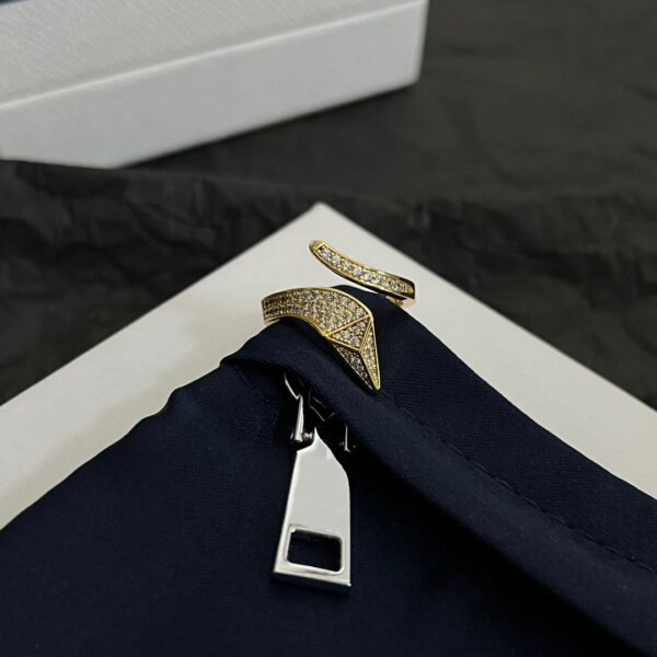 Toxse Eternal Snake Ring - Image 4