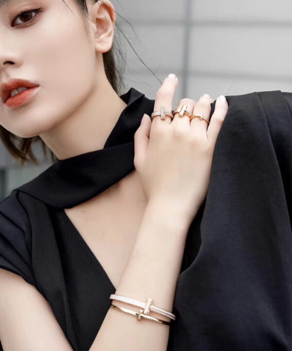 Toxse T1 Wide Diamond Hinged Bangle Bracelet - Image 5