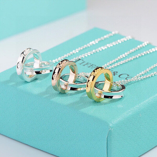 Toxse 1837 Interlocking Circles Pendant Necklace - Image 3
