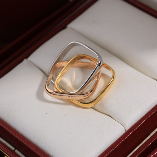 Toxse Trinity Cushion Ring - Image 4
