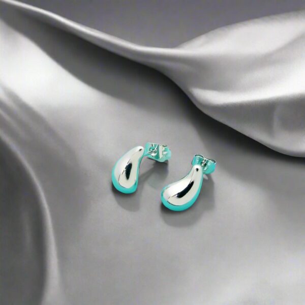 Toxse T Horn Earrings - Image 3