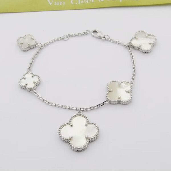 Toxse Magic Alhambra Five Pearls Motifs Clover Bracelet - Image 2