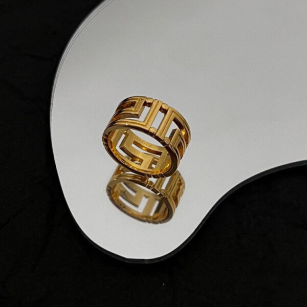 Toxse Greca Ring - Image 2