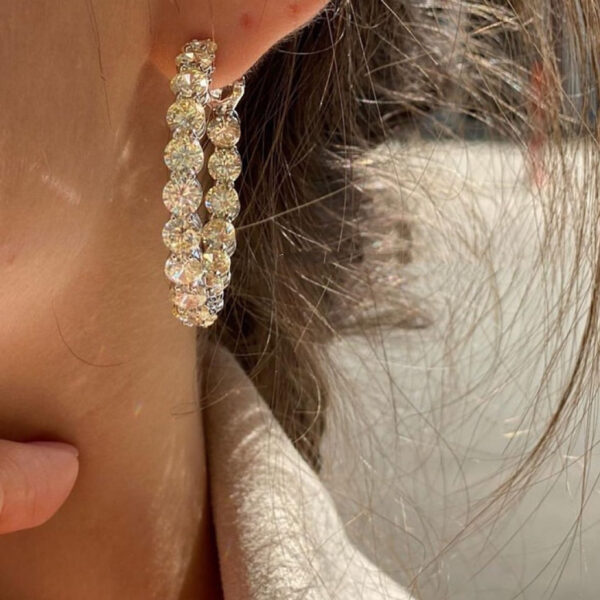 Toxse Hoop Diamonds Earrings - Image 5