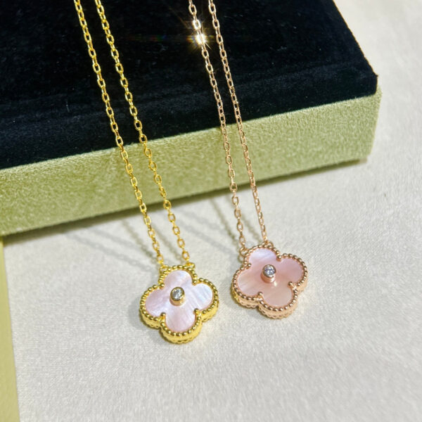 Toxse Sweet Alhambra Pink Clover Necklace - Image 4