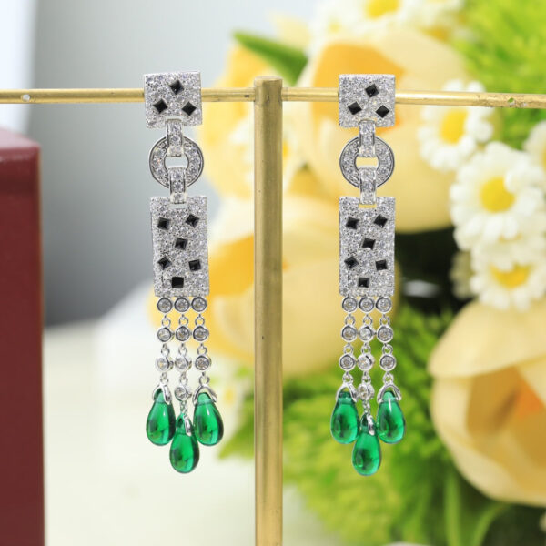 Toxse Panthère De Long Diamond Earrings - Image 7