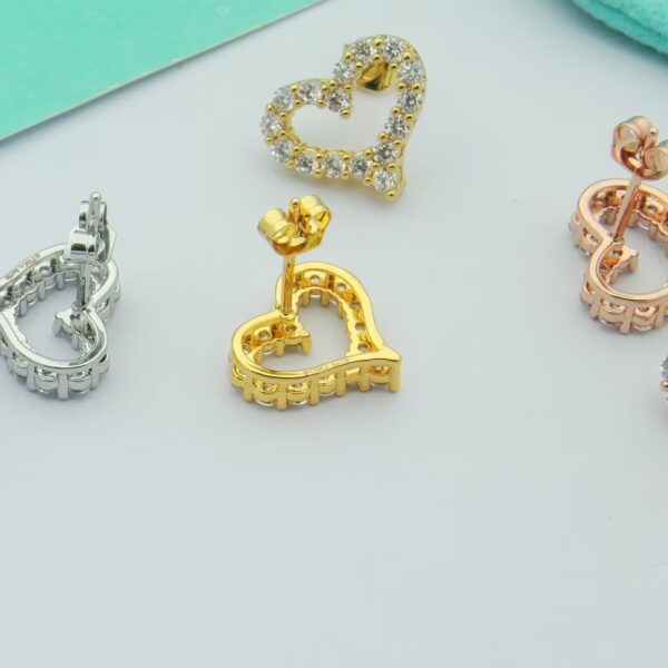 Toxse Heart Diamonds Earrings - Image 8