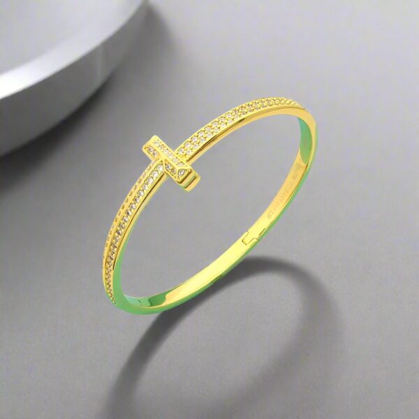 Toxse T1 Wide Diamond Bangle Bracelet
