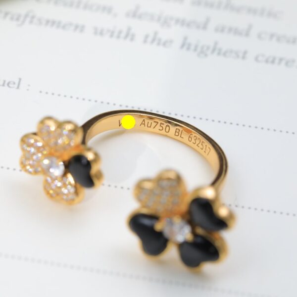 Toxse Cosmos Between The Finger Diamond Black Ring - Image 9