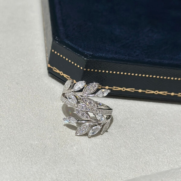 Toxse Victoria Diamond Vine Bypass Ring - Image 6