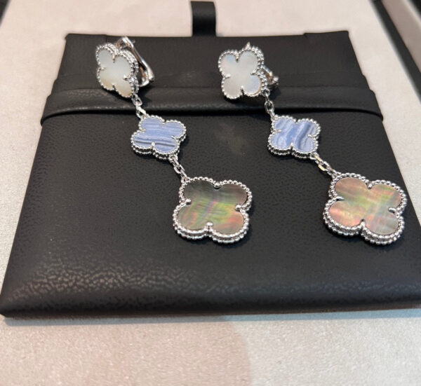Toxse Magic Alhambra Three Motifs Earrings - Image 7