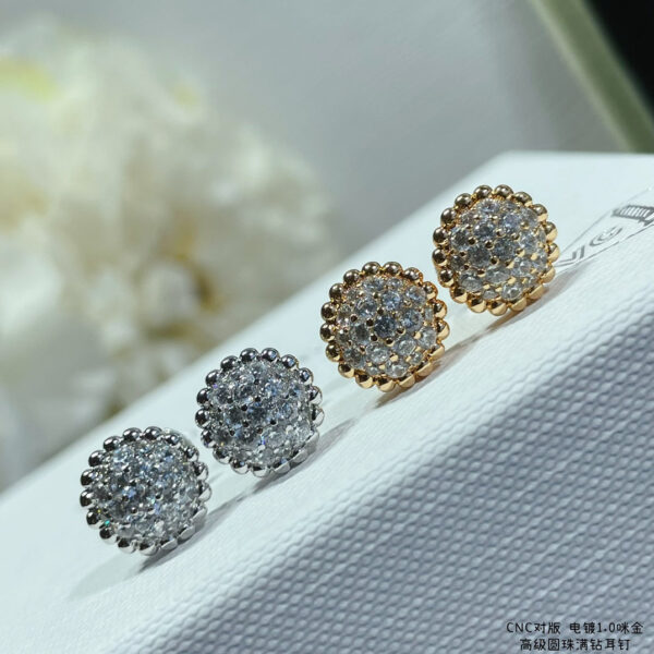 Toxse Perlée Diamonds Earrings - Image 9