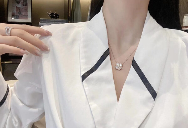 Toxse Cosmos Clip Pendant Necklace - Image 9