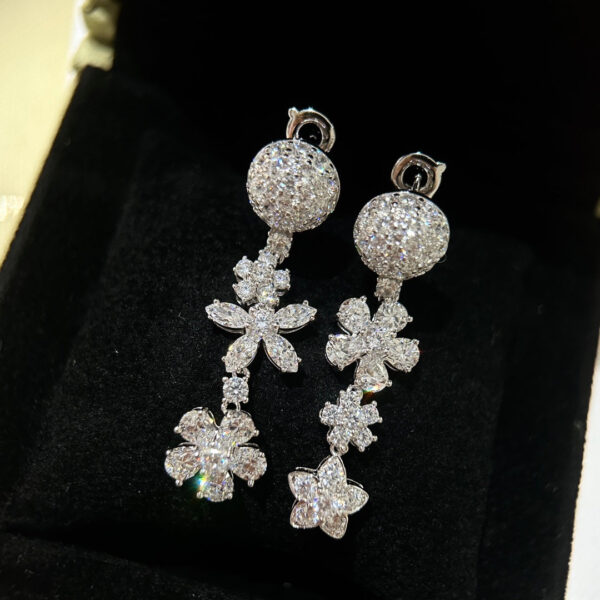 Toxse Folie Des Prés Earrings - Image 8