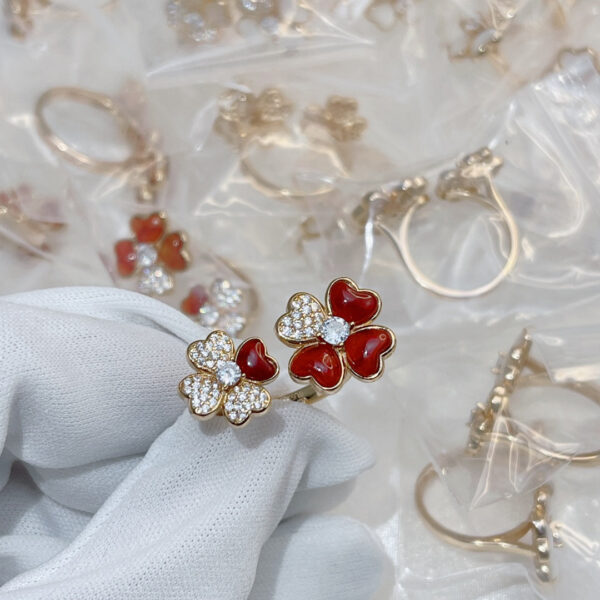 Toxse Cosmos Between the Finger Red Diamond Ring - Image 7