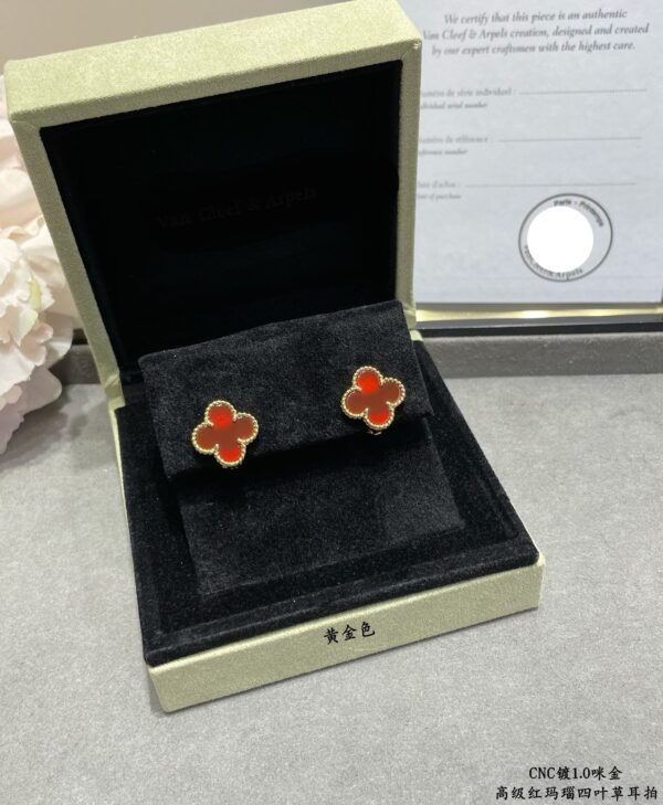 Toxse Vintage Alhambra Carnelian Earrings - Image 6