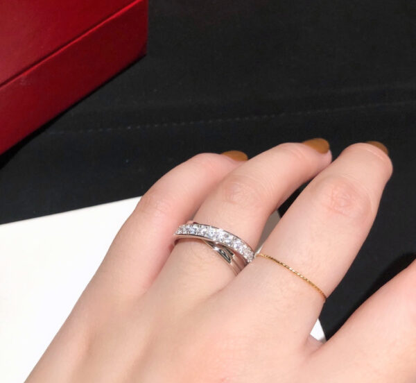 Toxse Etincelle Diamond Crossover Ring - Image 4
