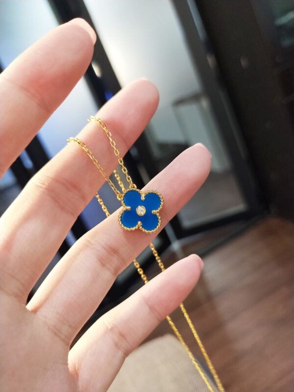 Toxse Vintage Alhambra Agent Clover Necklace - Image 9