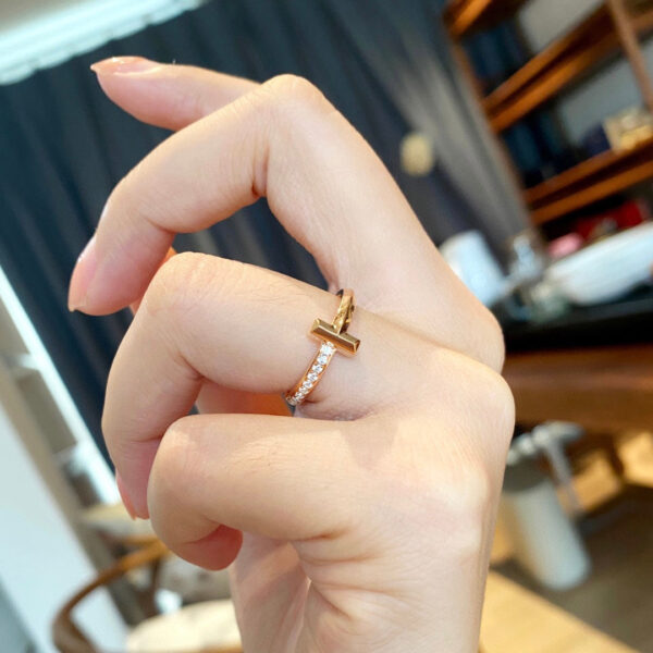 Toxse T T1 Diamond Ring - Image 3