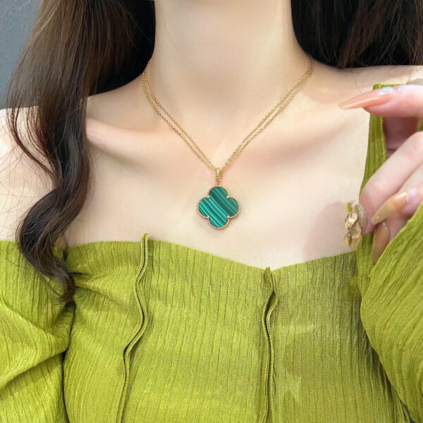 Toxse Magic Alhambra Malachite Necklace - Image 3