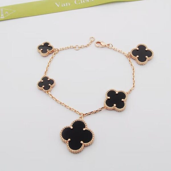 Toxse Magic Alhambra Five Black Motifs Bracelet