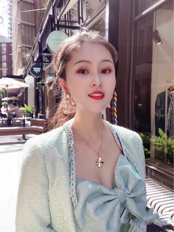 Toxse Magic Alhambra Necklace - Image 7
