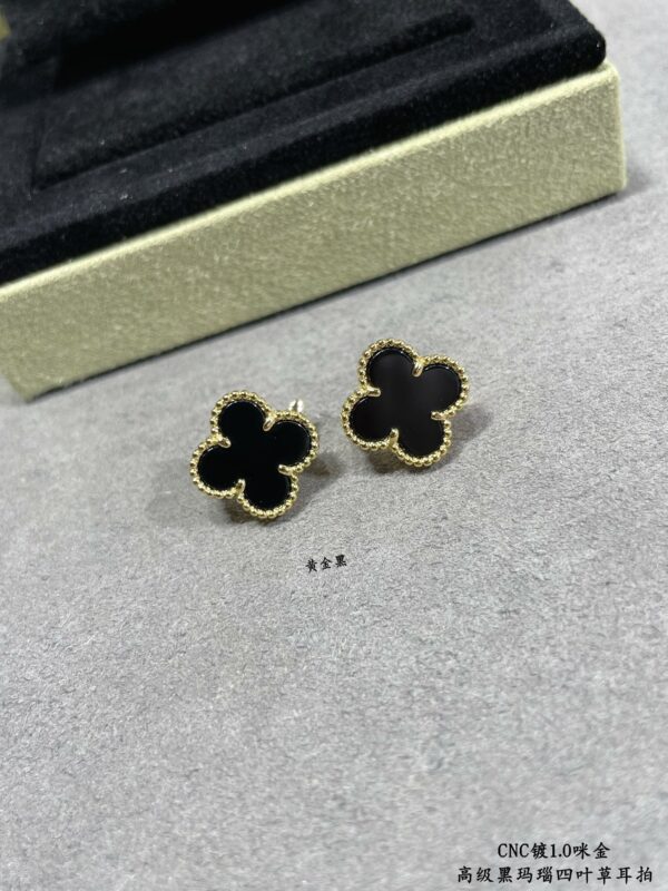 Toxse Vintage Alhambra Black Earrings - Image 12