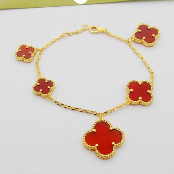Toxse Magic Alhambra Five Carnelian Motifs Clover Bracelet - Image 3