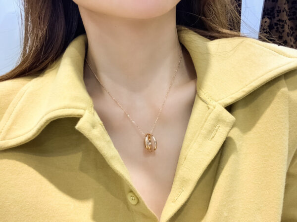 Toxse Trinity Plain Circle Necklace - Image 8