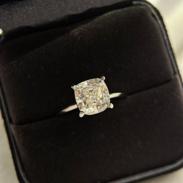 Toxse Diamond Engagement Ring - Image 6