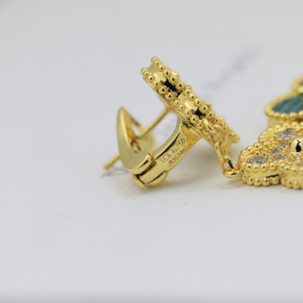 Toxse Magic Alhambra Three Pearls Motifs Earrings - Image 10